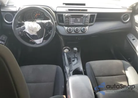 2015 Toyota Rav4 Le z USA, uszkodzony, nr VIN JTMZFREV6FD044651